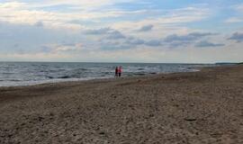 Kai išsiskirsto poilsiautojai, pajūryje užverda darbai