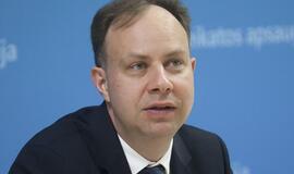 Saldainiai - didelis blogis, o žolė - nieko baisaus