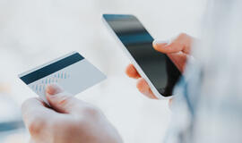 „Savivaldybės darbuotoja“ pavogė telefoną