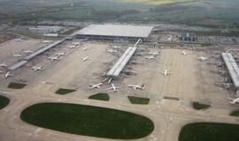 Gatviko oro uosto darbas dėl dronų bus sutrikęs iki penktadienio