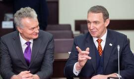 Kandidatai į prezidentus sulaukė pirmųjų pinigų