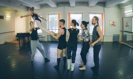 Dinozaurai iš Marso primins tikrąsias vertybes