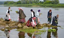 Į šventę senieji mūsų dievai ateina