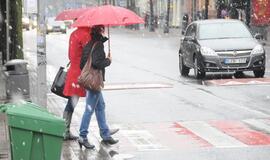 Orų permainos – jau čia pat: atkeliauja krituliai