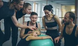 Dinozaurai iš Marso primins tikrąsias vertybes