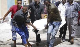 Galingas sprogimas Somalio sostinėje pražudė mažiausiai 14 žmonių