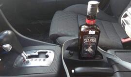 Įkliuvo sunkiai apgirtęs vairuotojas