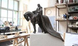 Paminklai: politiškai nekorektiškas sugretinimas