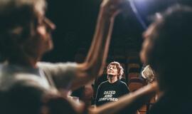 Senjorams - galimybė dalyvauti tarptautiniame šiuolaikinio šokio ir violončelių muzikos projekte