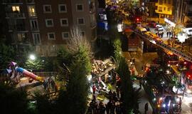 Stambule nukrito karinis sraigtasparnis, žuvo keturi žmonės