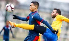 Įvarčio vis dar nepraleidžiantis „Stumbras“ pavijo „Žalgirį“