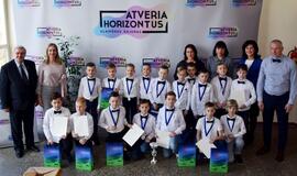 Jauniesiems futbolininkams įteiktos mero padėkos