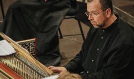 „Klavesino fiesta“:  keturi klavesino solistai ir keturi instrumentai