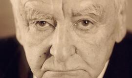 Mirė Lietuvos nacionalinio dramos teatro veteranas aktorius Vytautas Dumšaitis