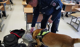 Policijos šuo privertė moksleivį slėpti cigaretes