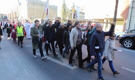 Nešė kryžių dėl šeimų gerovės