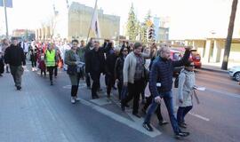 Nešė kryžių dėl šeimų gerovės