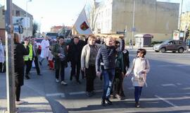 Nešė kryžių dėl šeimų gerovės