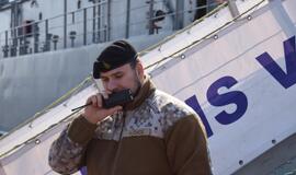 Nato laivų lankytojai