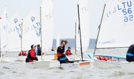 Beveik 200 buriuotojų Nidoje orai nepašykštėjo iššūkių