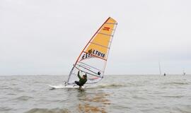 Beveik 200 buriuotojų Nidoje orai nepašykštėjo iššūkių