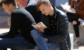 Klaipėdos jaunimas skaito knygas