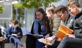 Klaipėdos jaunimas skaito knygas