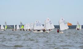 Beveik 200 buriuotojų Nidoje orai nepašykštėjo iššūkių