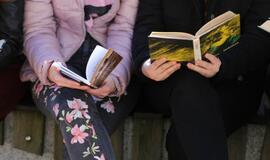 Klaipėdos jaunimas skaito knygas