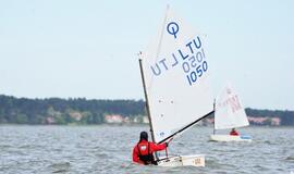 Beveik 200 buriuotojų Nidoje orai nepašykštėjo iššūkių