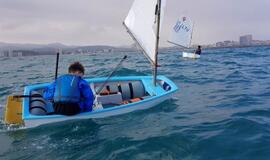 Įveikę Viduržemio bangas buriuotojai startuoja Lenkijoje