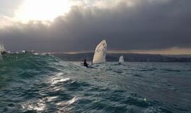 Įveikę Viduržemio bangas buriuotojai startuoja Lenkijoje