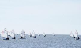 Beveik 200 buriuotojų Nidoje orai nepašykštėjo iššūkių