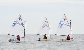 Beveik 200 buriuotojų Nidoje orai nepašykštėjo iššūkių