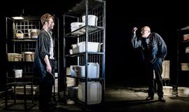 Valentino Masalskio spektaklis "Raudona" atvyksta į Klaipėdą