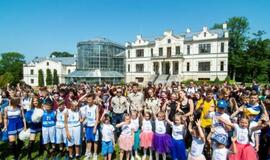 Jautri žinutė iš pajūrio: vaikų meilė gimtajam miestui abejingų nepaliks