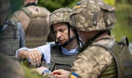 Lenkų žiniasklaida: Ukraina rizikuoja nusileisti Donbase ir nieko negauti mainais