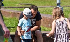 "Interact" jaunimas sveikino Klaipėdos mažuosius