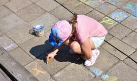 "Interact" jaunimas sveikino Klaipėdos mažuosius