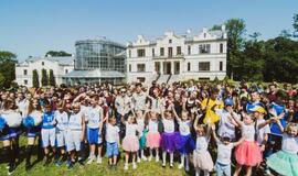 Jautri žinutė iš pajūrio: vaikų meilė gimtajam miestui abejingų nepaliks