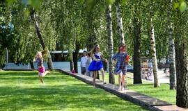 "Interact" jaunimas sveikino Klaipėdos mažuosius