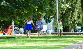 "Interact" jaunimas sveikino Klaipėdos mažuosius