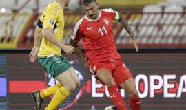 Serbija sutriuškino Lietuvos futbolo rinktinę