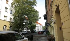 Ties Biržos tiltu planuojamas baltas viešbutis