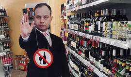 Dirba ir savaitgaliais, ir vakarais...