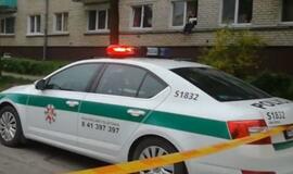 Nakvynės namų darbuotojas rado sužalotą kūną