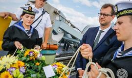 Jūra sužydėjo gėlėmis – pagerbti žuvusieji