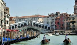 Venecijoje kavos išsivirusiems turistams - 950 eurų bauda