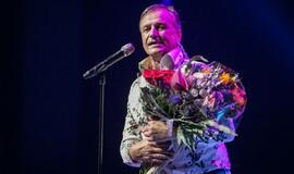 Žilvinas Žvagulis 54-ąjį gimtadienį sutiko scenoje: draugus ir gimines sukvietė į koncertą Palangoje