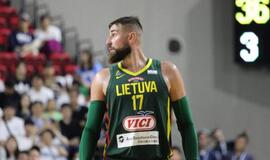 Korėjiečių palaikymo sužavėtas J. Valančiūnas: smagu čia žaisti